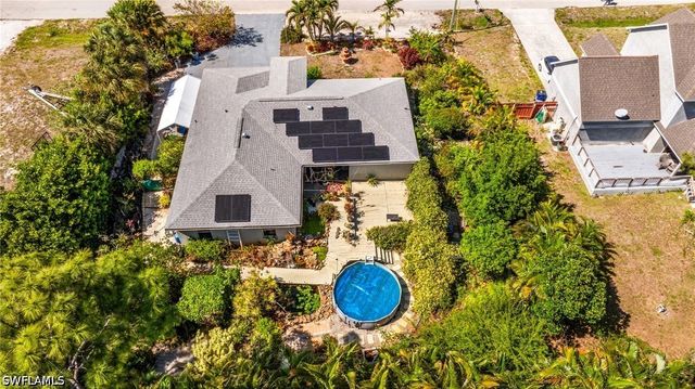 8164 Harrisburg DR, Fort Myers, FL 33967