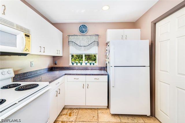 8164 Harrisburg DR, Fort Myers, FL 33967