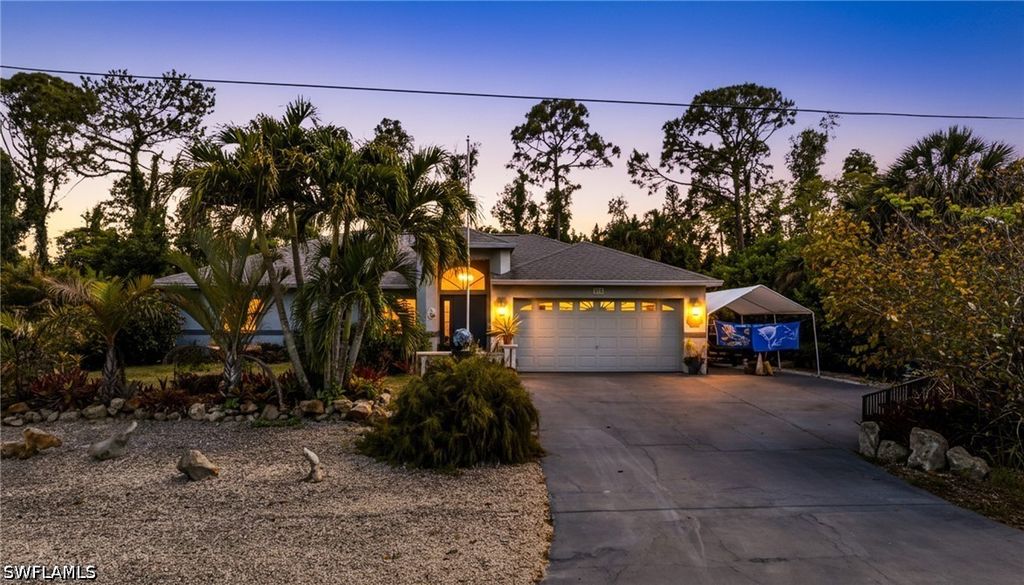 8164 Harrisburg DR, Fort Myers, FL 33967