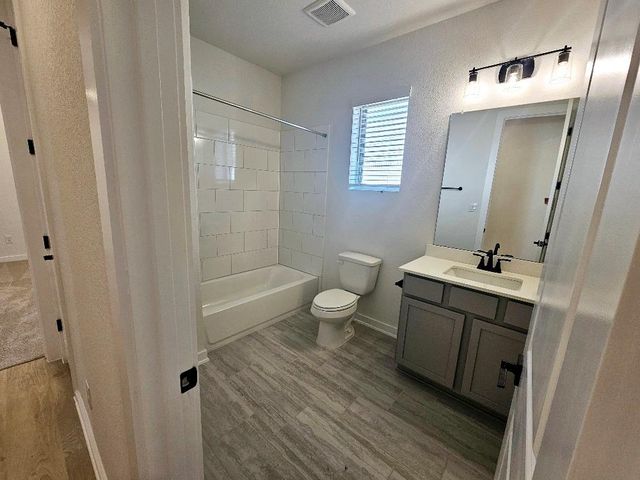 445 Brandywine RD, Hutto, TX 78634