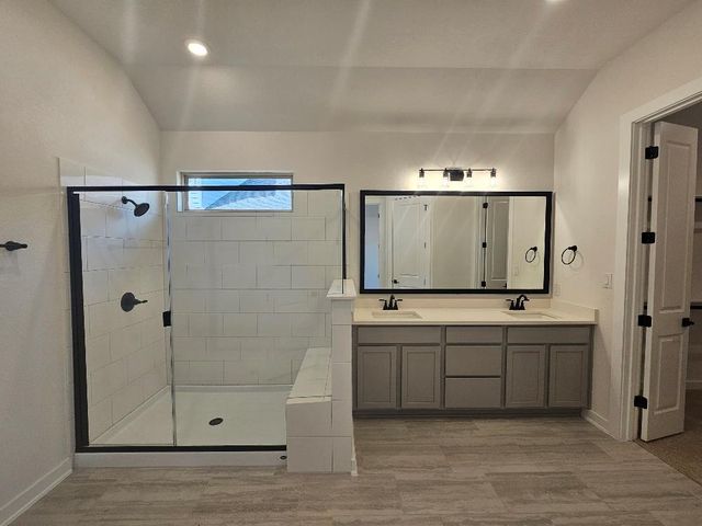 445 Brandywine RD, Hutto, TX 78634