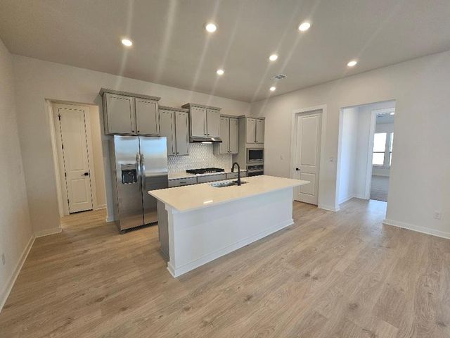 445 Brandywine RD, Hutto, TX 78634