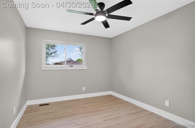 41851 Vanderbilt Drive, Sterling Heights, MI 48313