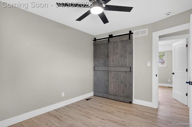 41851 Vanderbilt Drive, Sterling Heights, MI 48313