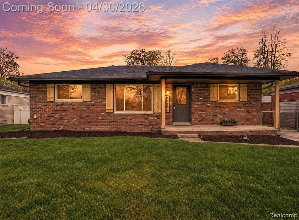 41851 Vanderbilt Drive, Sterling Heights, MI 48313