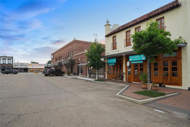 1082 Lilly Lane, Bellville, TX 77418