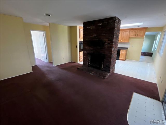 102 Five Meadows Lane, Ballwin, MO 63011