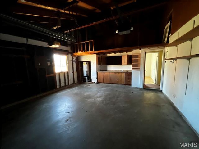 102 Five Meadows Lane, Ballwin, MO 63011