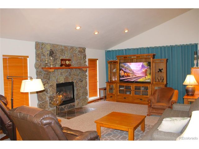2916 Campfire Rd, Hartsel, CO 80449