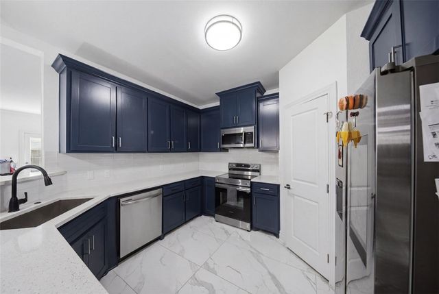 1810 White Ibis Dr, Portland, TX 78374