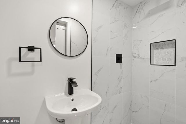 1503 CECILIA CT, Woodbridge, VA 22191