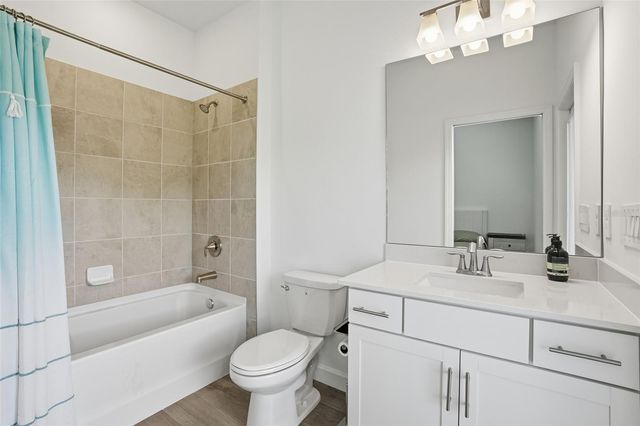 18707 IVYWOOD PLACE, Estero, FL 33928