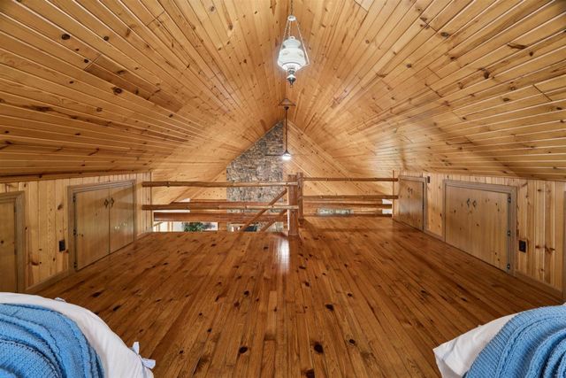 9660 MANU ROAD, Fremont, WI 54940