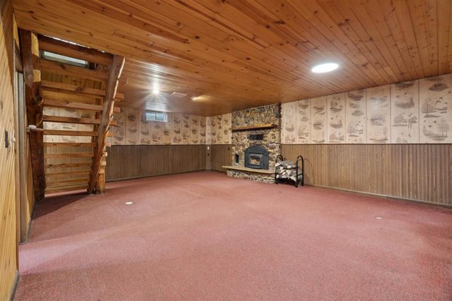 9660 MANU ROAD, Fremont, WI 54940