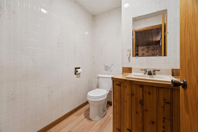9660 MANU ROAD, Fremont, WI 54940