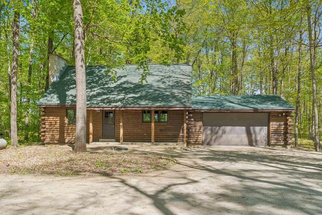 9660 MANU ROAD, Fremont, WI 54940