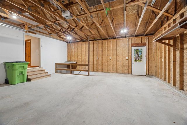 9660 MANU ROAD, Fremont, WI 54940