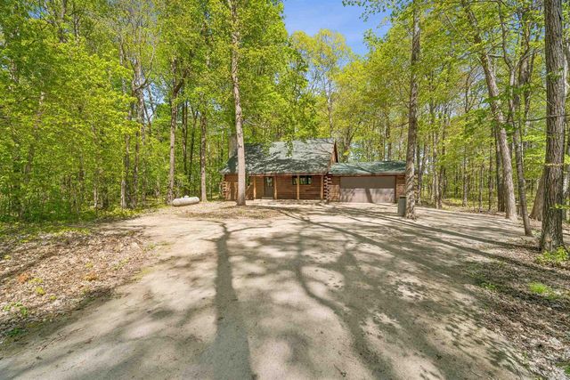 9660 MANU ROAD, Fremont, WI 54940