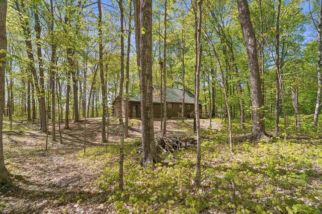 9660 MANU ROAD, Fremont, WI 54940