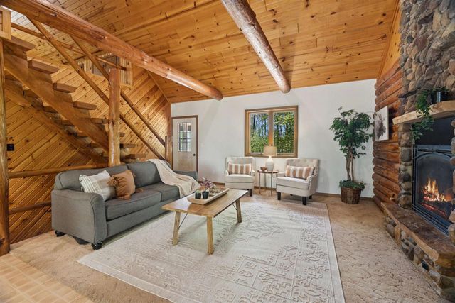 9660 MANU ROAD, Fremont, WI 54940