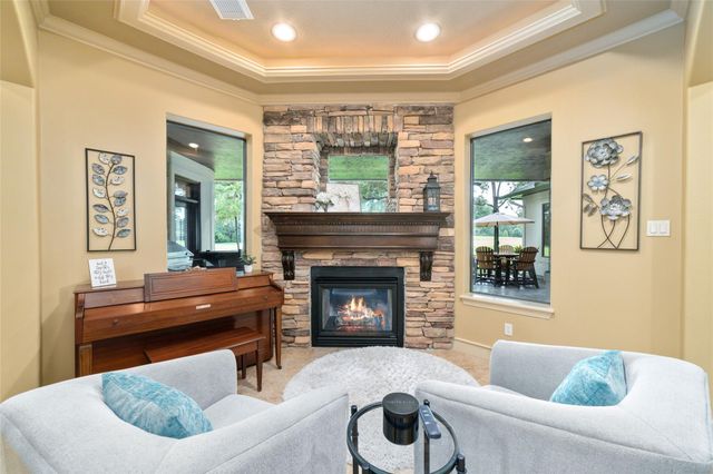 6210 Pebble Beach Drive, Houston, TX 77069