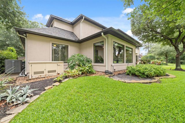 6210 Pebble Beach Drive, Houston, TX 77069