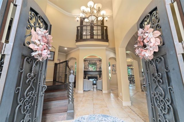6210 Pebble Beach Drive, Houston, TX 77069