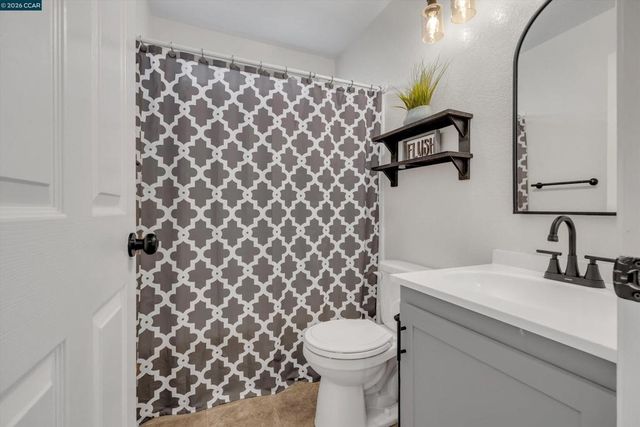 400 Grovewood Loop, Brentwood, CA 94513