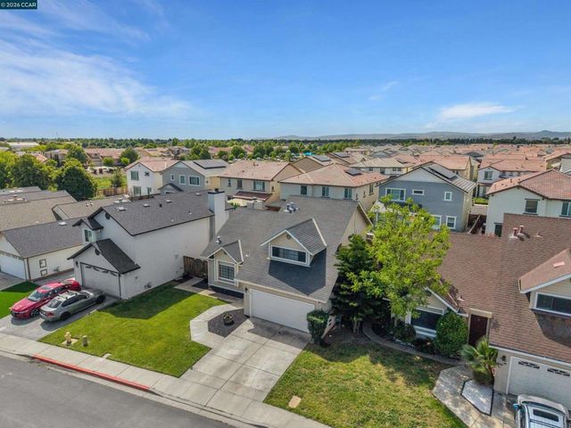 400 Grovewood Loop, Brentwood, CA 94513