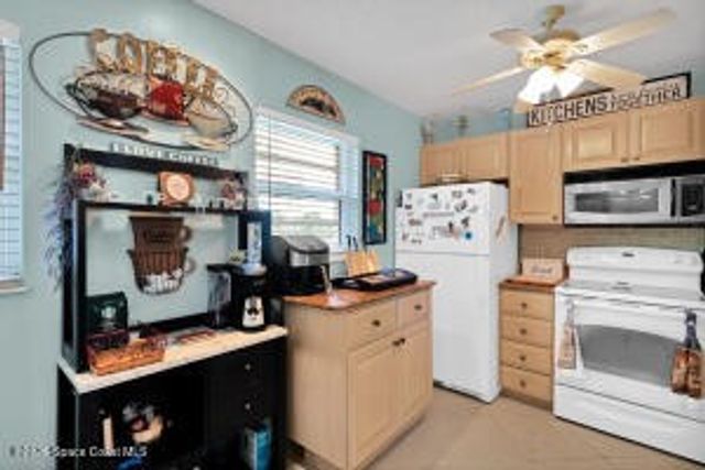 5 Vista Gardens Trail 202, Vero Beach, FL 32962