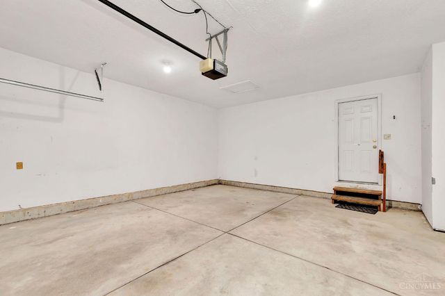 8552 Deerway Drive, Sycamore Twp, OH 45236