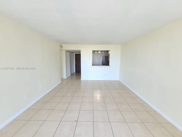 496 NW 165th St Rd D-409, Miami, FL 33169