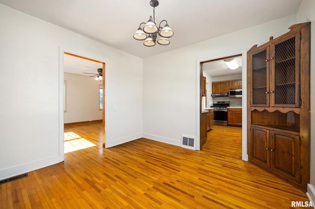 601 ROOSEVELT Street, Creve Coeur, IL 61610