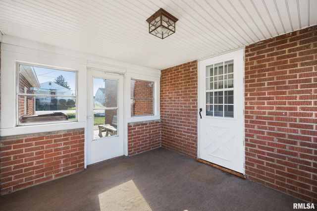 601 ROOSEVELT Street, Creve Coeur, IL 61610