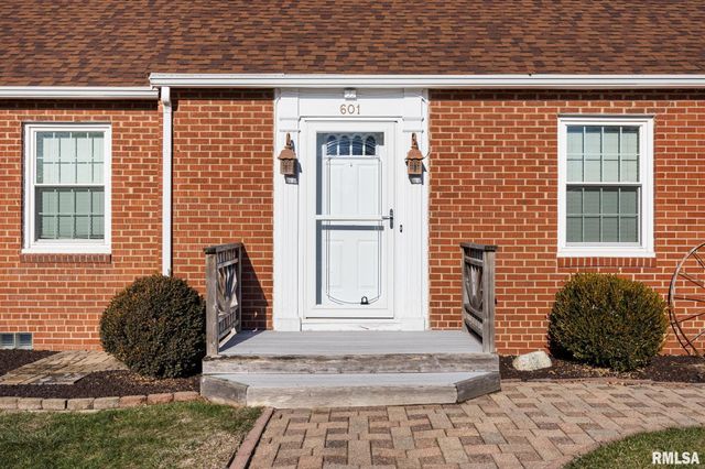 601 ROOSEVELT Street, Creve Coeur, IL 61610