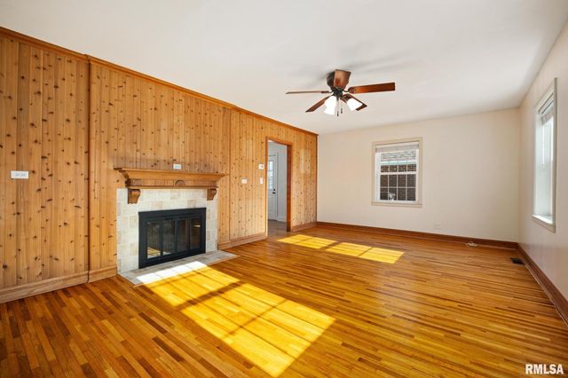 601 ROOSEVELT Street, Creve Coeur, IL 61610