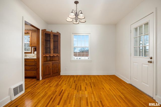 601 ROOSEVELT Street, Creve Coeur, IL 61610