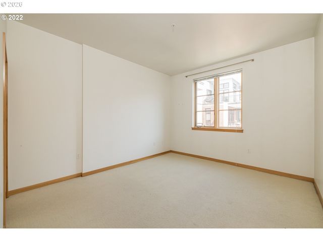 726 Nw 11TH Ave 204, Portland, OR 97209