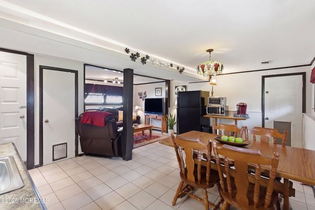 1411 Windsor Avenue, Toms River, NJ 08753