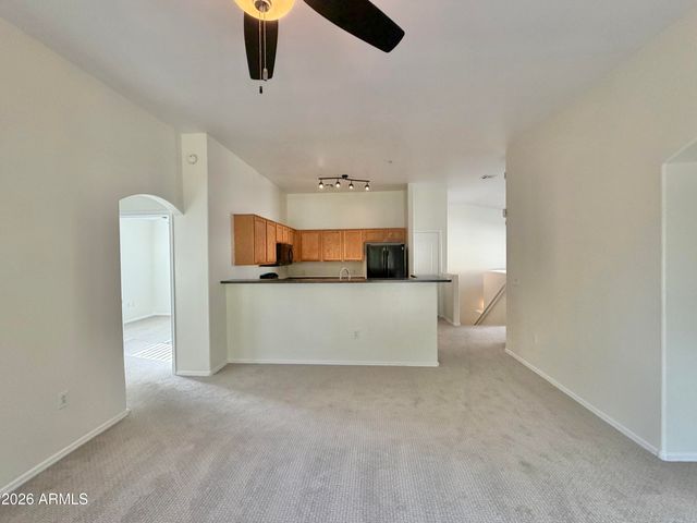 2727 N PRICE Road 60, Chandler, AZ 85224