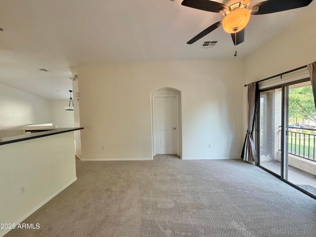 2727 N PRICE Road 60, Chandler, AZ 85224