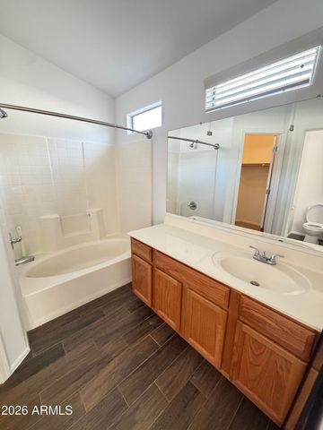 2727 N PRICE Road 60, Chandler, AZ 85224
