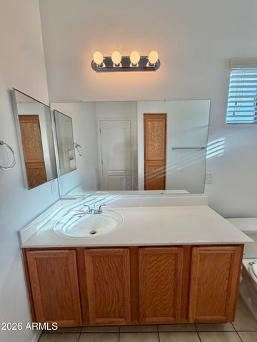 2727 N PRICE Road 60, Chandler, AZ 85224