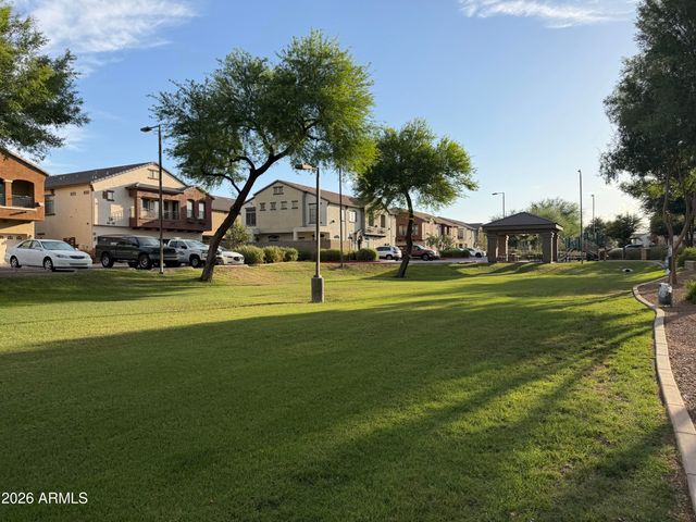 2727 N PRICE Road 60, Chandler, AZ 85224