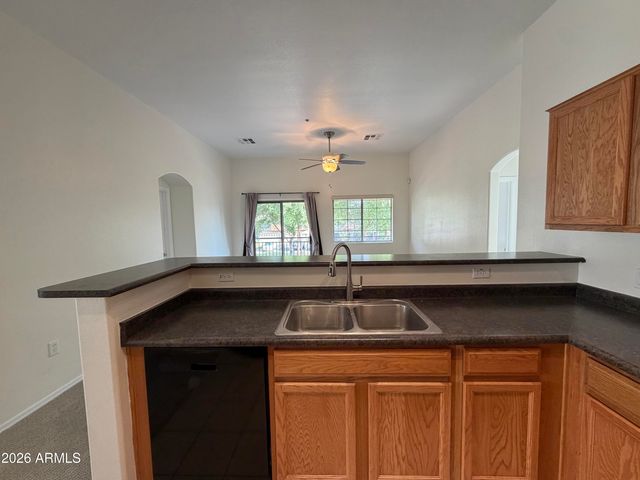 2727 N PRICE Road 60, Chandler, AZ 85224