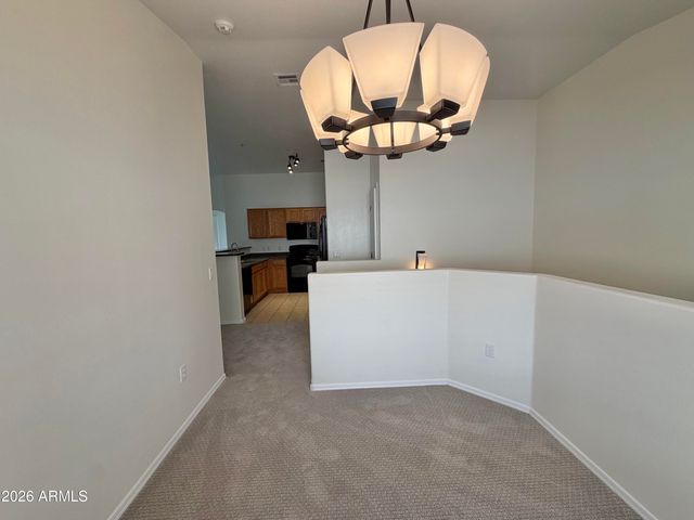 2727 N PRICE Road 60, Chandler, AZ 85224