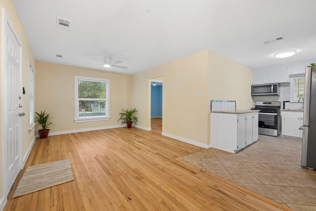 6007 Fairway ST A, Austin, TX 78741