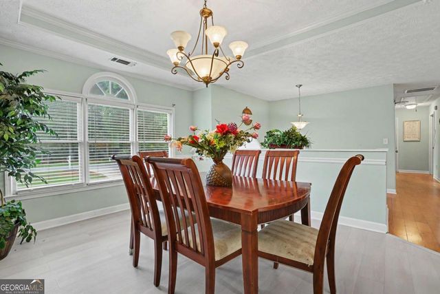 5643 Pipsissewa Drive, Flowery Branch, GA 30542