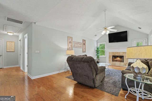 5643 Pipsissewa Drive, Flowery Branch, GA 30542