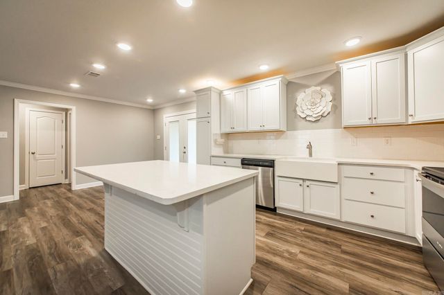 241 Heather Loop, Beebe, AR 72012